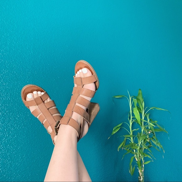 Urban Outfitters Shoes - Host Pick🧚🏼‍♀️ - Urban Outfitters Heels